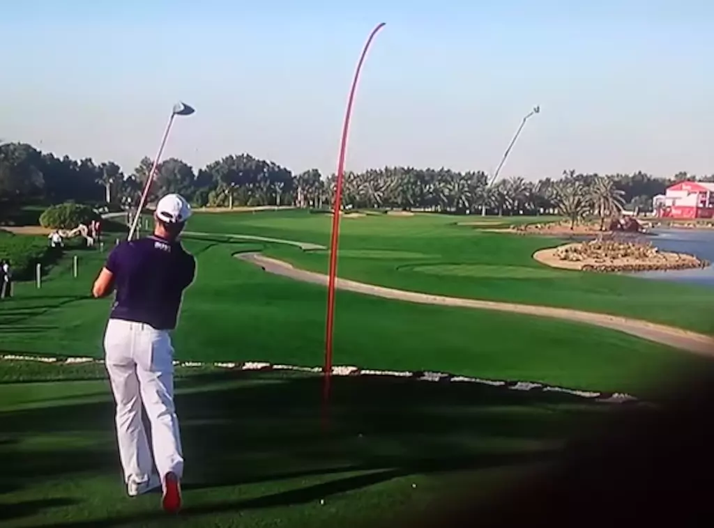 How to hit a fade in golf shows the ball direction after being hit by a club with an example shaped arrow showing the associated curve of the golf ball